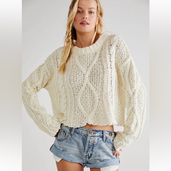 Free People Sweaters - Free People Cutting Edge Cable Pullover in Ivory Size Small